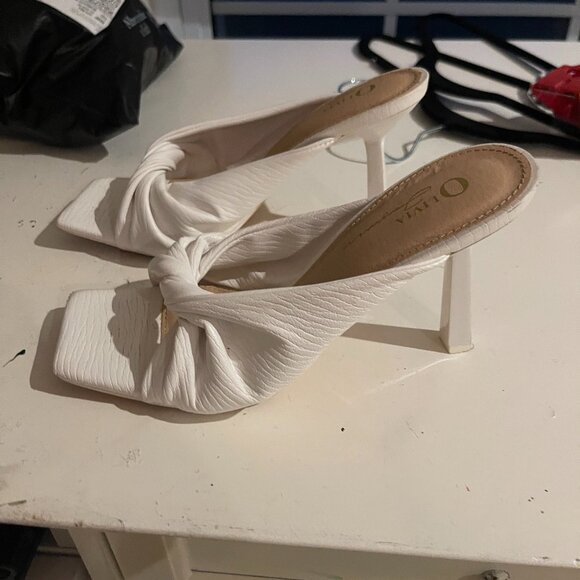 Forever 21 Square Toe Heels - White - Picture 1 of 4